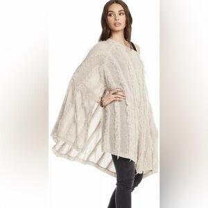 Chaser womens medium large Poncho sweater Beige tan knit oversized slits NWT